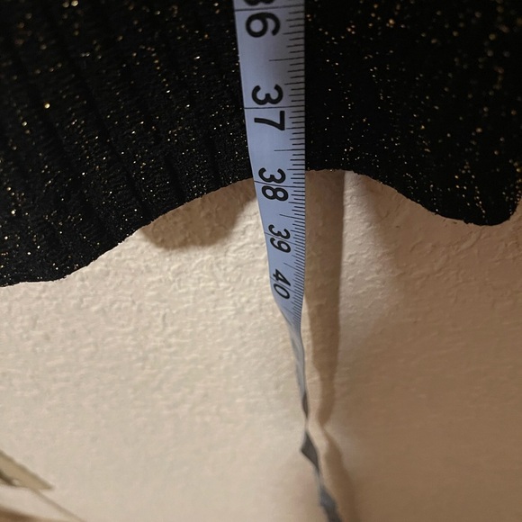 Alexia Admor Black and Gold Long Sleeve Dress - Picture 7 of 8